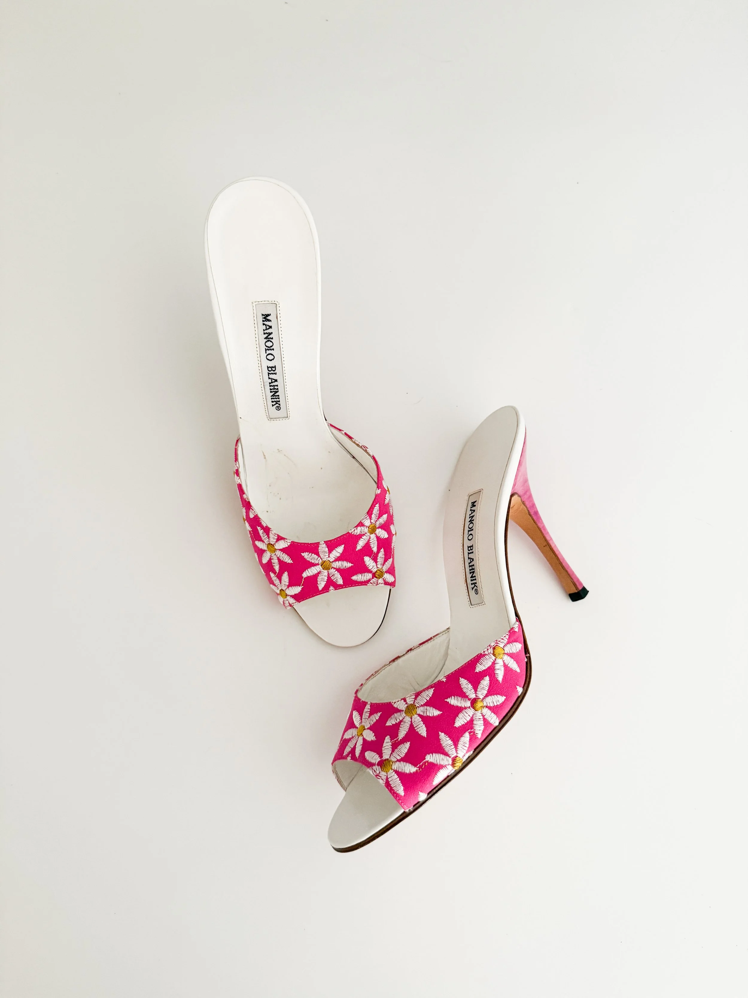 Manolo Blahnik Black Floral Embroidered Mule Heels (US 8